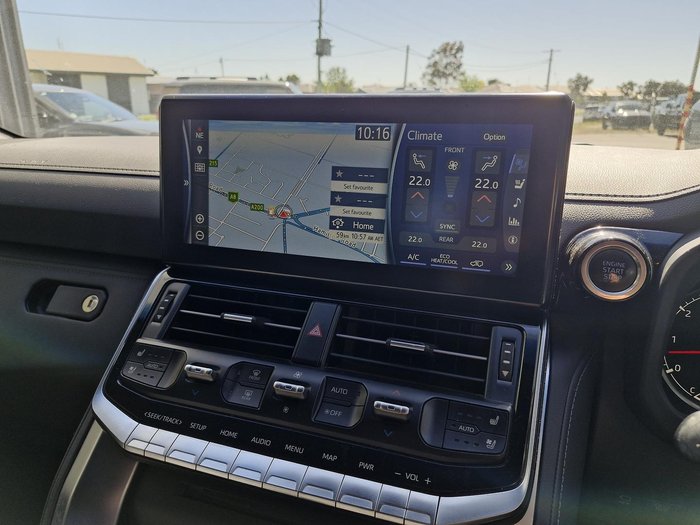 2022 Toyota Landcruiser VX