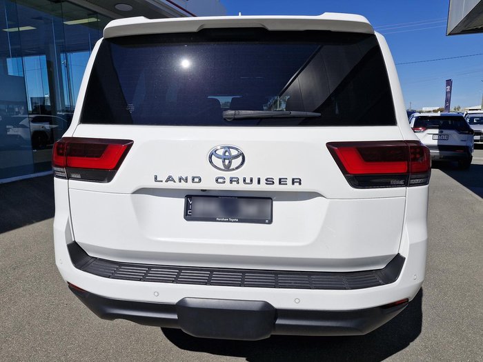 2022 Toyota Landcruiser VX