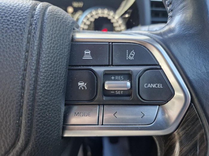 2022 Toyota Landcruiser VX