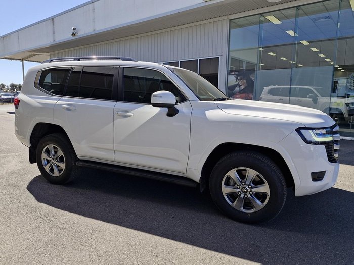 2022 Toyota Landcruiser VX