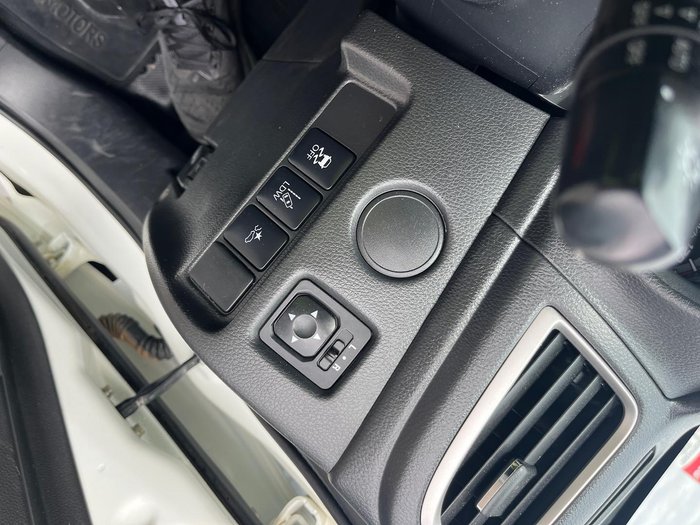 2021 Mitsubishi Triton GLX+