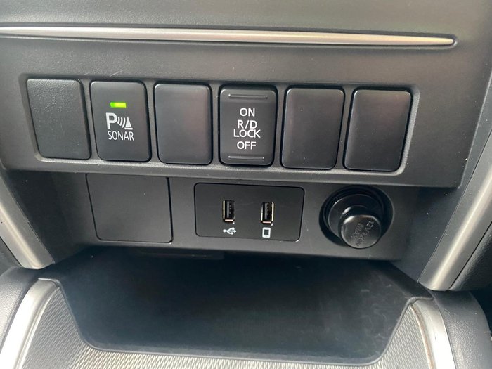 2021 Mitsubishi Triton GLX+