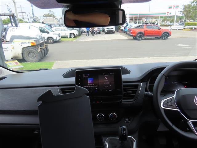 2024 Renault Trafic Premium