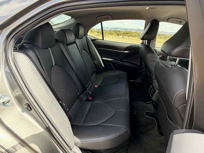 2022 Toyota Camry SX