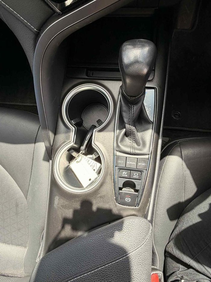 2022 Toyota Camry SX