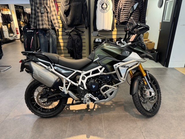 2025 Triumph TIGER 900 RALLY PRO GREEN