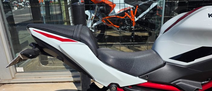 2022 Kawasaki Z650L (LAMS) WHITE