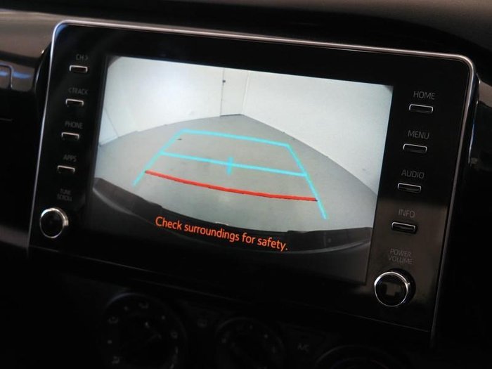 2023 Toyota Hilux SR