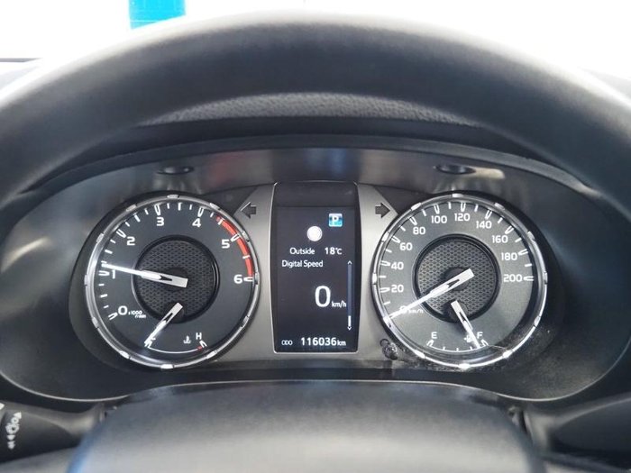 2023 Toyota Hilux SR