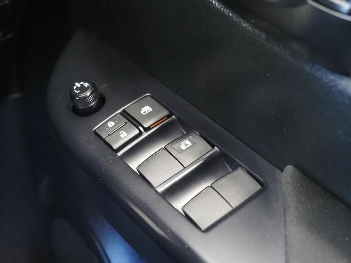 2023 Toyota Hilux SR