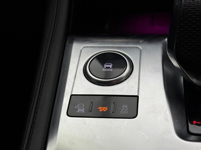 2022 Jaguar F-PACE SVR