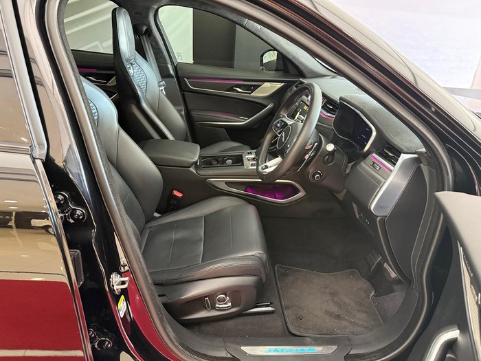 2022 Jaguar F-PACE SVR