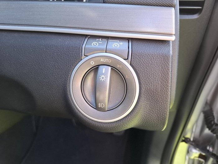 2011 Holden Calais V