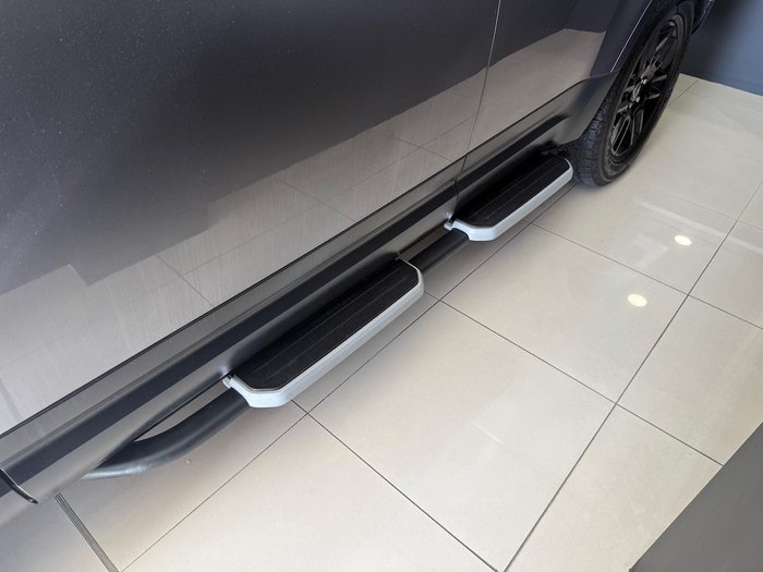 2020 Land Rover Defender 110 P400 S