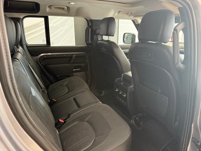 2020 Land Rover Defender 110 P400 S