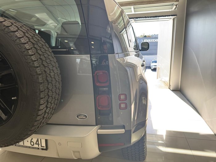 2020 Land Rover Defender 110 P400 S