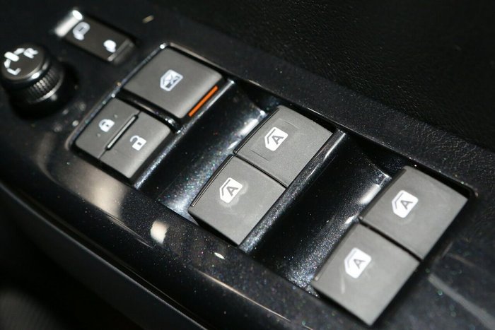 2025 Toyota Hilux Rogue 48V