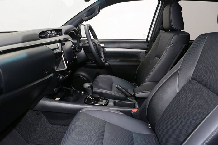 2025 Toyota Hilux Rogue 48V