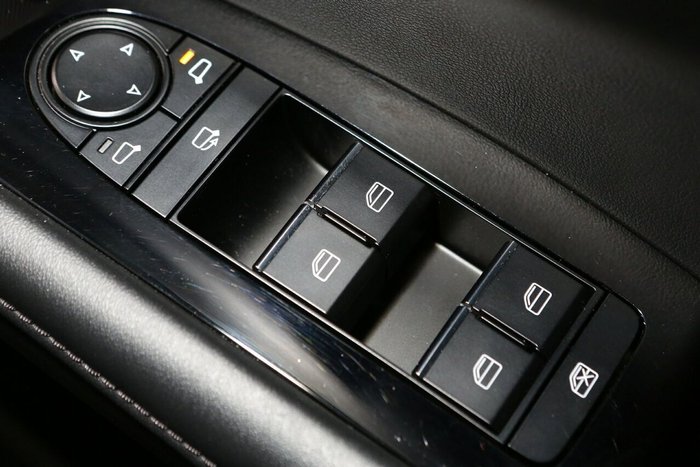 2025 Mazda 3 G20 Touring