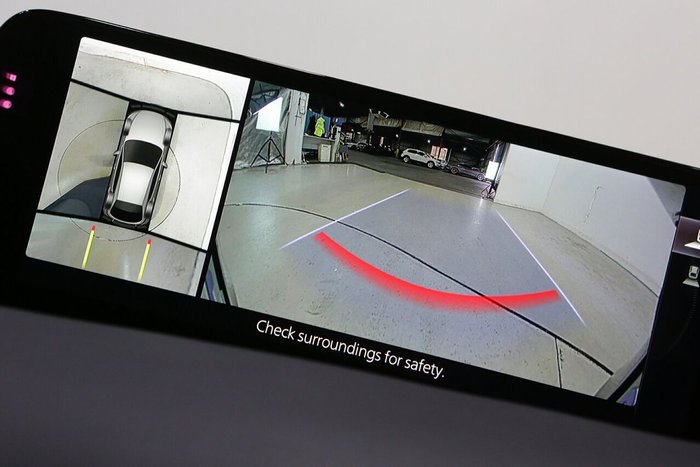 2025 Mazda 3 G20 Touring