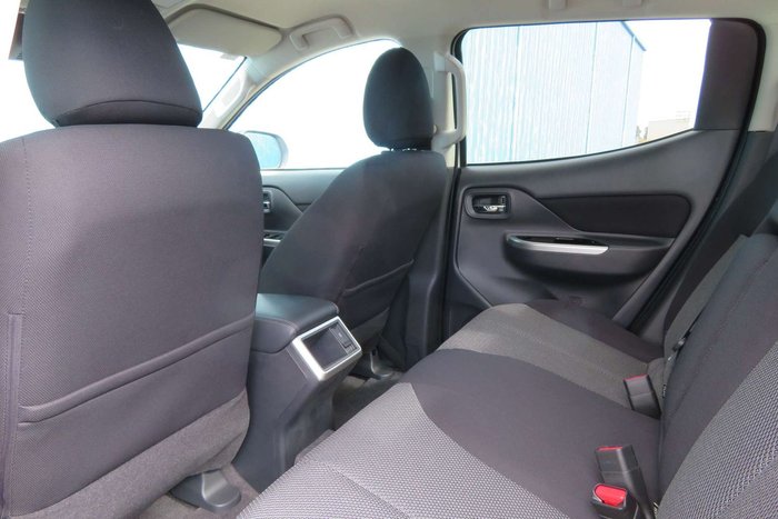 2023 Mitsubishi Triton GLS