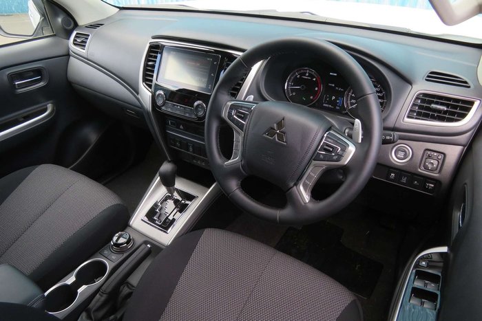 2023 Mitsubishi Triton GLS