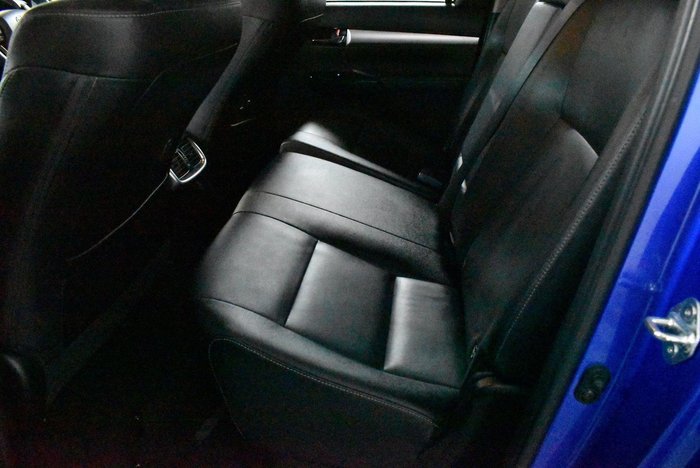 2021 Toyota Hilux SR5