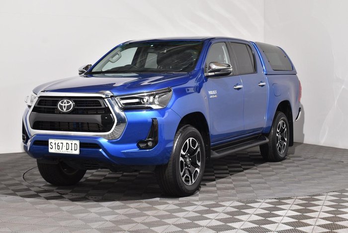 2021 Toyota Hilux SR5