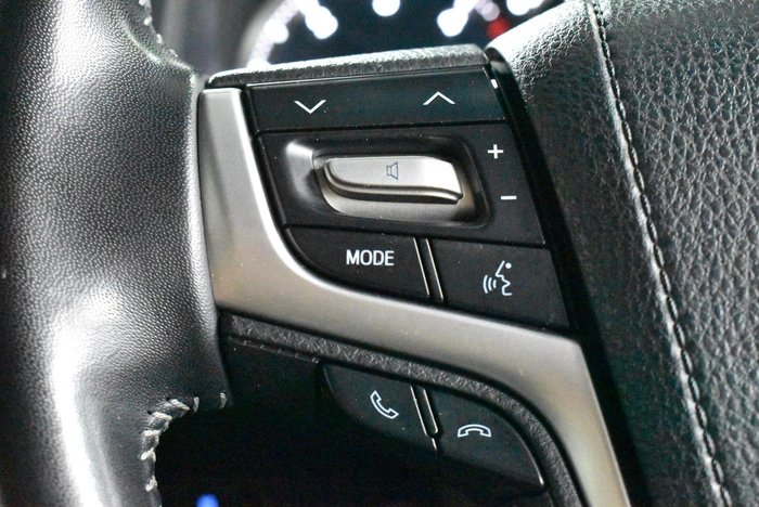 2022 Toyota Landcruiser Prado VX