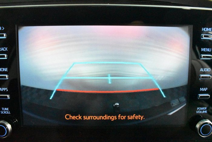 2022 Toyota Hilux SR5