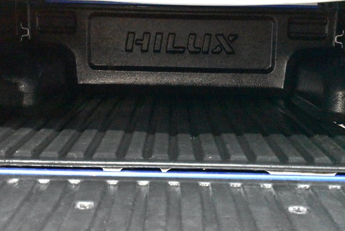 2022 Toyota Hilux SR5