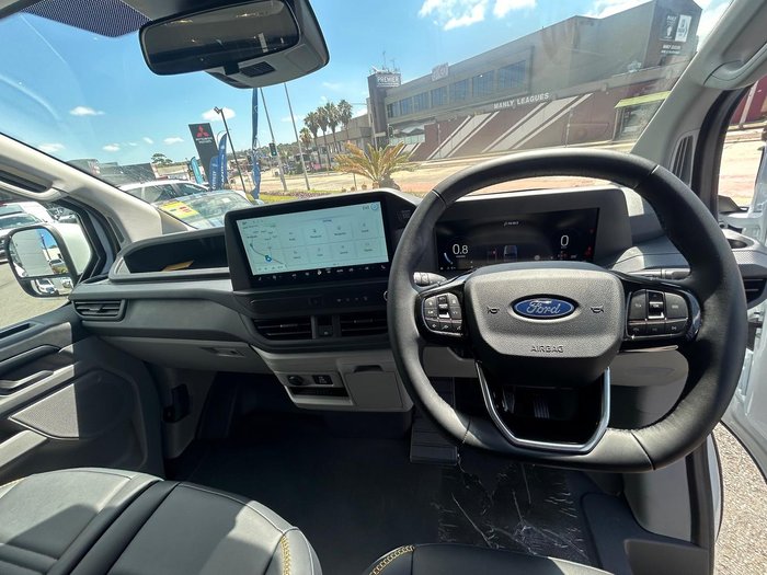 2025 Ford Transit Custom Trail LWB