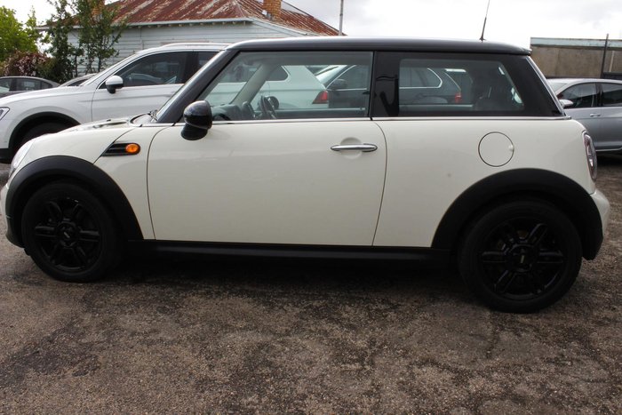 2012 MINI Hatch Cooper R56 LCI Pepper White