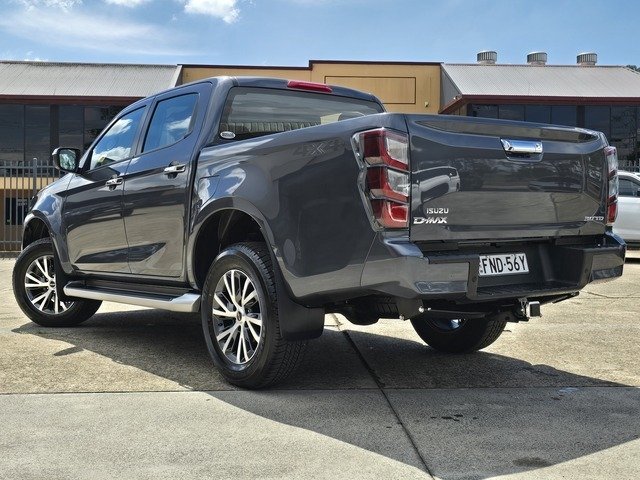 2025 Isuzu D-MAX