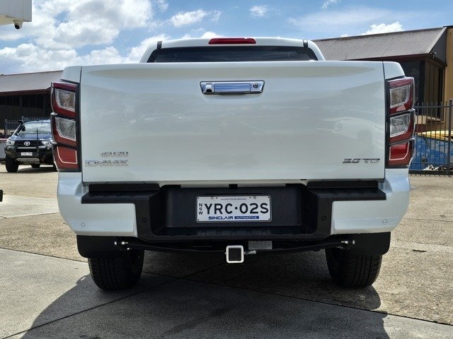 2025 Isuzu D-MAX