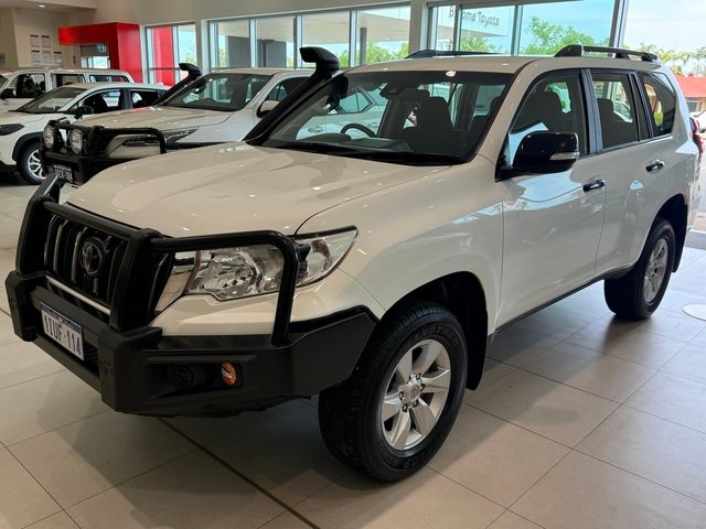 2023 Toyota Prado DSL WGN AT GX