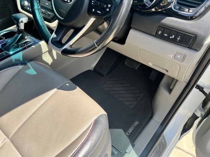 2018 Kia Carnival Platinum