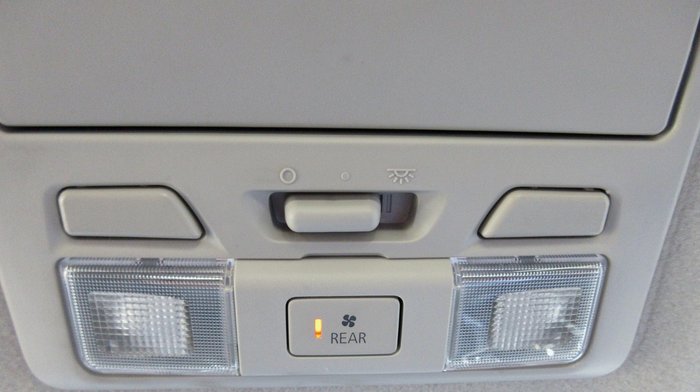 2023 Mitsubishi Triton Xtreme