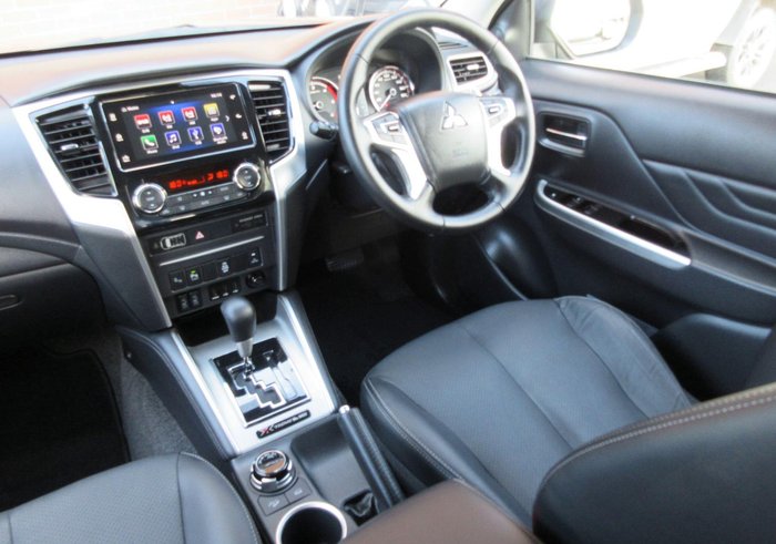 2023 Mitsubishi Triton Xtreme