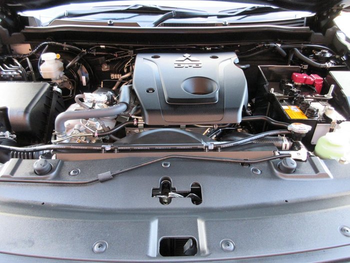 2023 Mitsubishi Triton Xtreme