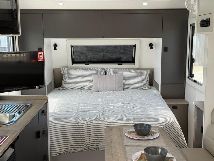 2025 Franklin Core 185