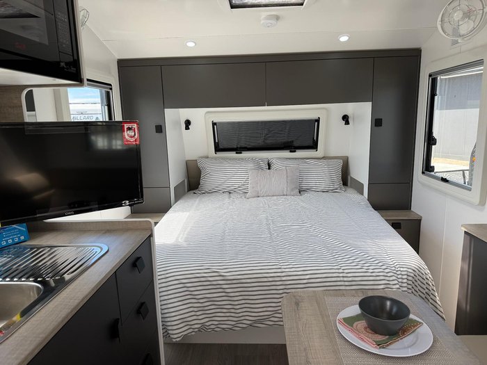 2025 Franklin Core 185