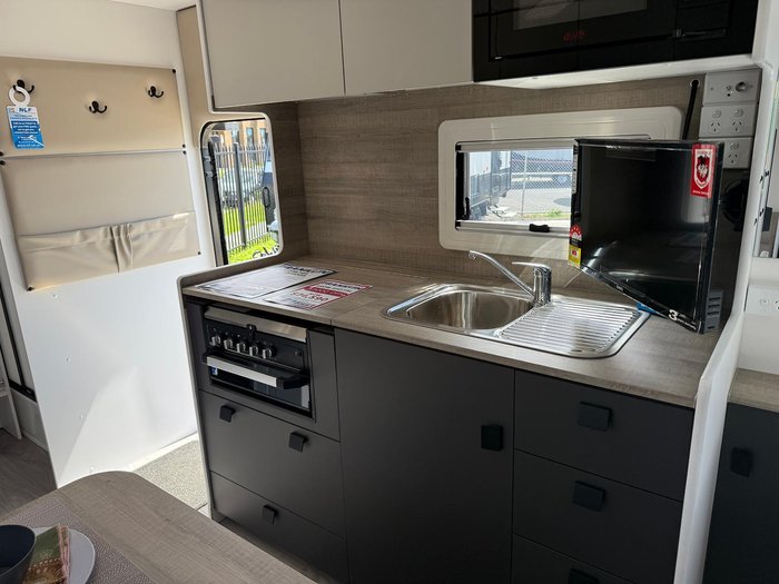 2025 Franklin Core 185