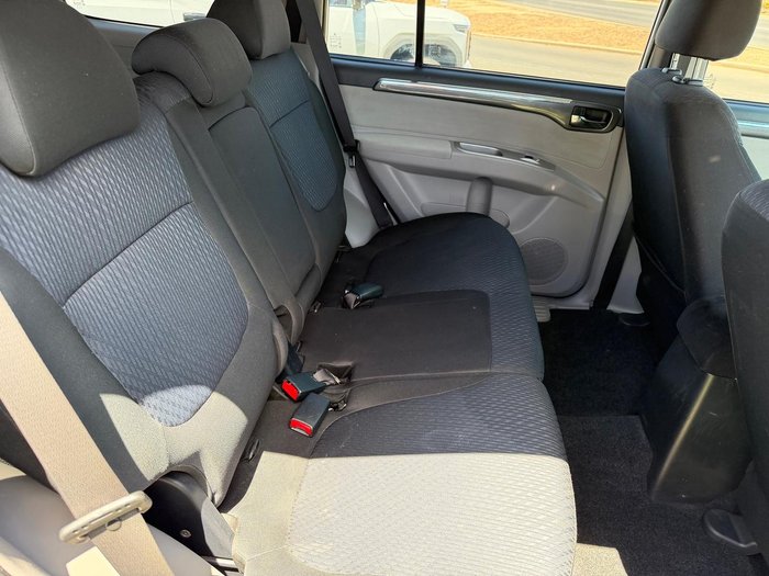 2015 Mitsubishi Challenger