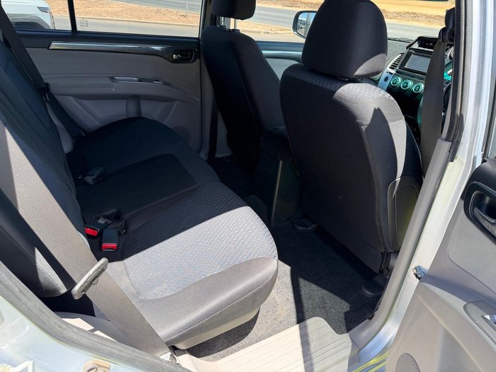 2015 Mitsubishi Challenger