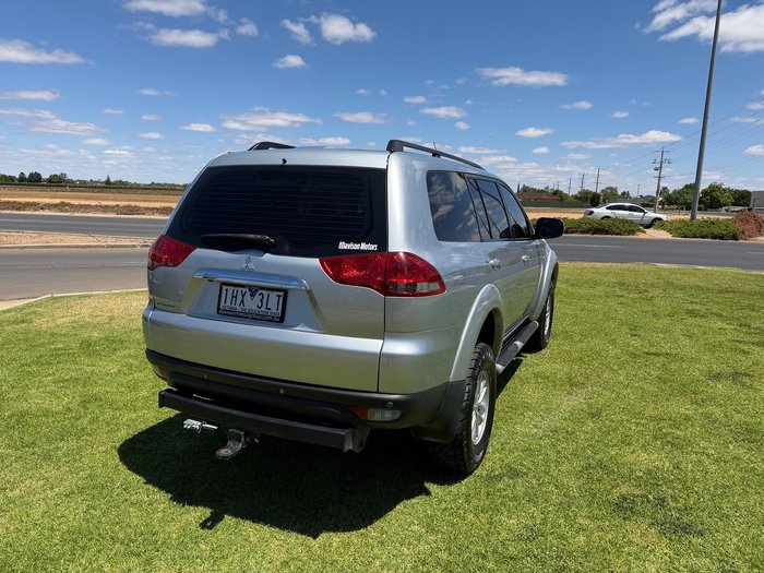 2015 Mitsubishi Challenger