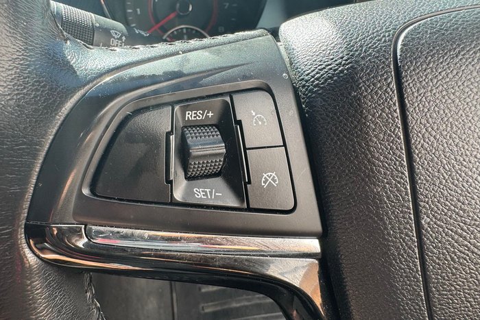 2016 Holden Commodore SV6 Black VF Series II MY16