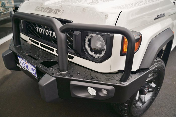 2023 Toyota Landcruiser GXL