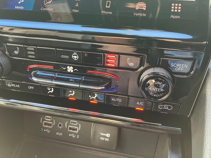 2022 Jeep Grand Cherokee Night Eagle