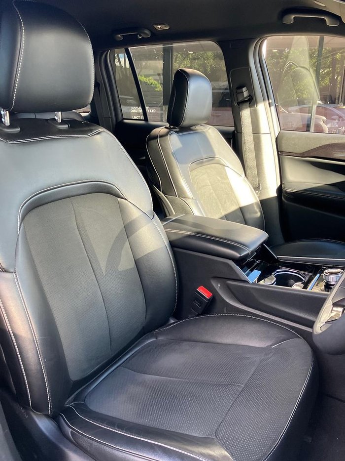 2022 Jeep Grand Cherokee Night Eagle